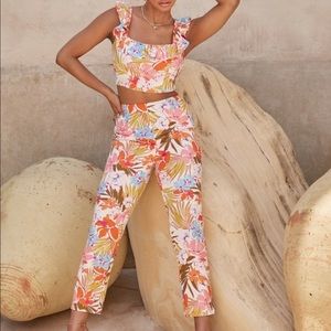 Just Fab Tropical Floral Set